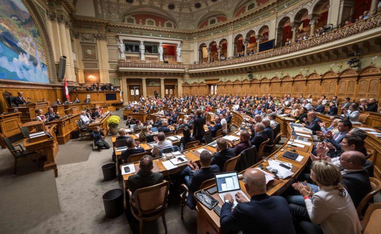 الحكومة السويسرية ترى أن حماس يجب تصنيفها منظمة إرهابية