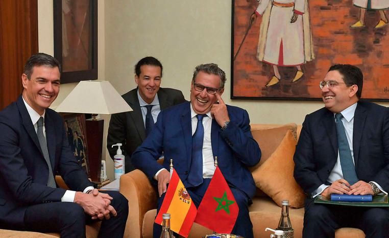 علاقات وثيقة 