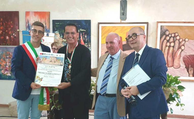 التشكيلي التونسي الطاهر عويدة