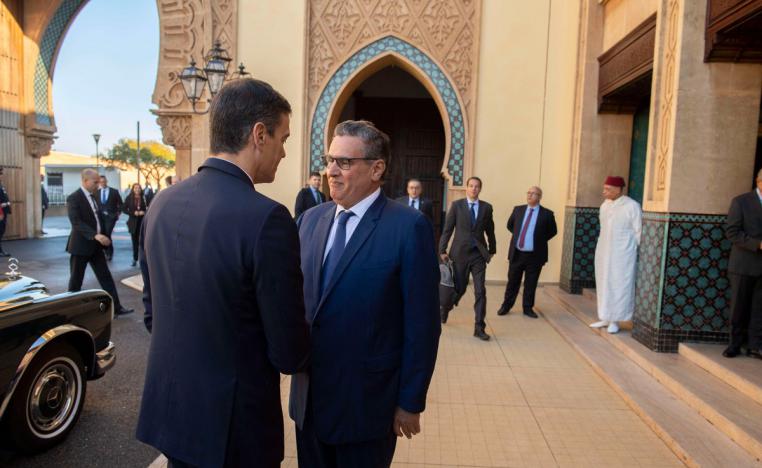 علاقات عصية على التشويش 