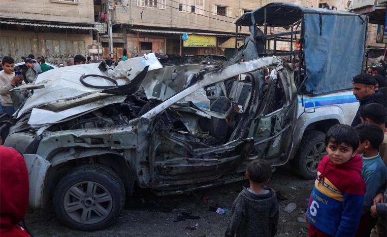 Israeli air strikes killed 17 people in Rafah on the Gaza border overnight