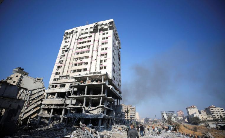 الكثير من المقرات البنكية في غزة قد تم استهدافها