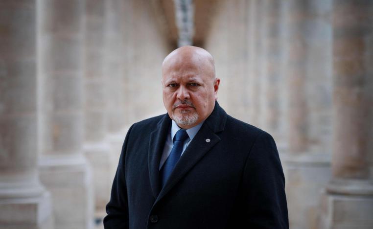 خان أكد مرارا رفضه الضغوط من قبل قادة العالم