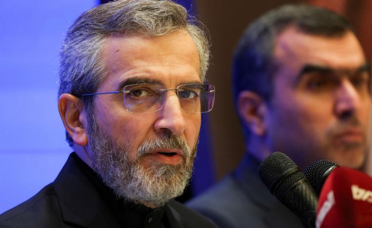 وزير الخارجية الإيراني يسعى إلى إعادة ترتيب البيت الشيعي في العراق 