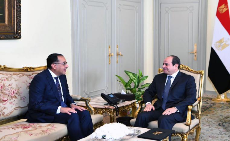 السيسي يكلف مدبولي بتشكيل حكومة جديدة  