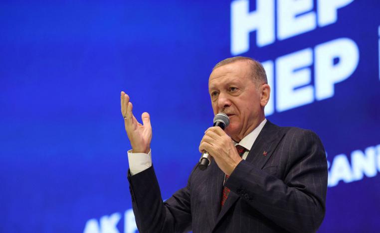 أردوغان يضع الكرة في ملعب الأسد