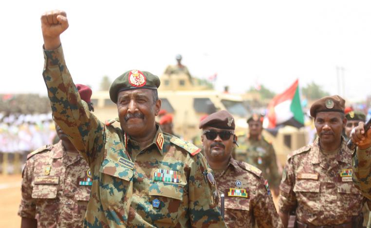 البرهان يتجاهل كافة الدعوات لوقف الحرب 