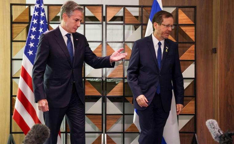 بلينكن يحذر من تداعيات التصعيد وفرض الشروط