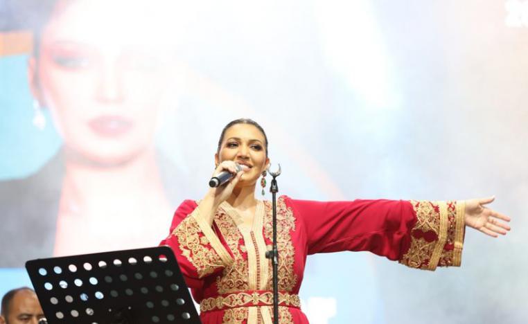 أسماء لمنور