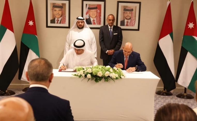 الإمارات تدفع عجلة النمو الاقتصادي بالأردن 