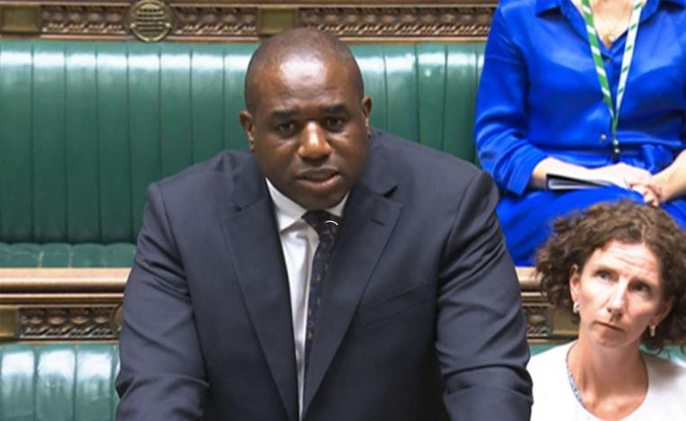 ديفيد لامي يؤكد أن المملكة المتحدة ليست محكمة دولية