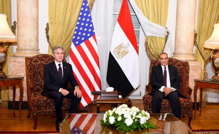 التزام واشنطن لتعزيز التعاون بين البلدين