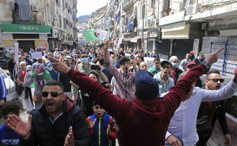 أغاني بن طويس حاضرة في الحراك