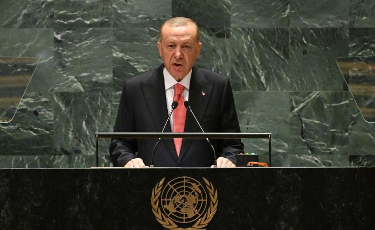 أردوغان يلتزم التحفظ إزاء الحرب على لبنان 