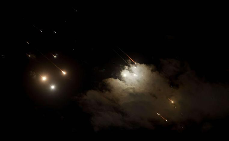 نذر حرب بين إسرائيل وإيران 