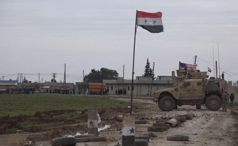 الجيش السوري بين ضربات التحالف وداعش