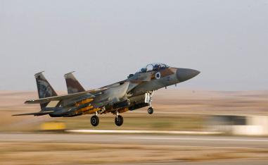 F-15 fighter jet