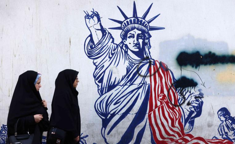 ايران تبدأ سياسة الأيدي الممدودة للتخفيف من ضغوط متوقعة لادارة ترامب