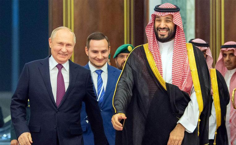 Russian President Vladimir Putin and Saudi Crown Prince Mohammed bin Salman