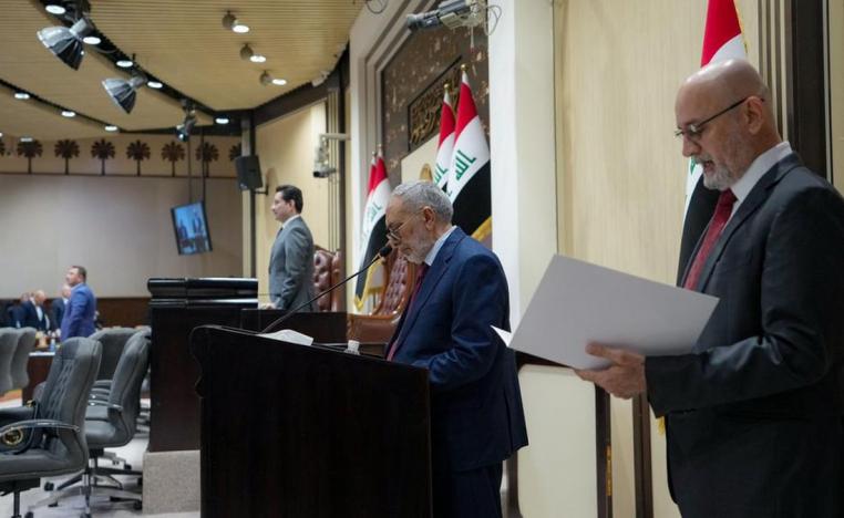 الخلافات السياسية تعطل تمرير القوانين الثلاثة 