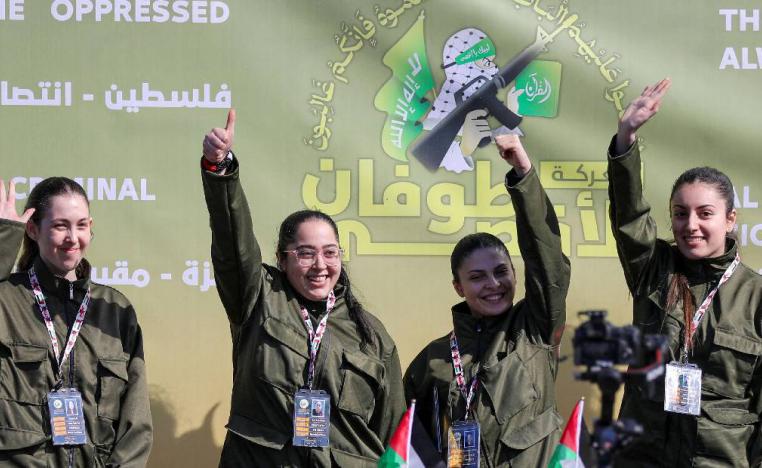 مجندات إسرائيليات تم اطلاق سراحهن من غزة