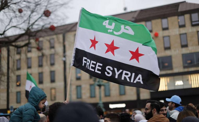 سوريون يحتفلون بسقوط نظام الأسد في غوتنبيرغ بالسويد