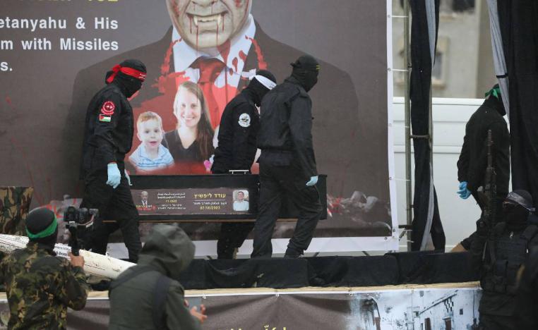 تسليم جثامين لرهائن إسرائيليين في غزة