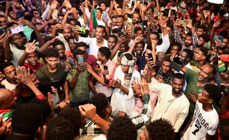 شوارع مدينة بورتسودان تشهد احتفالات   