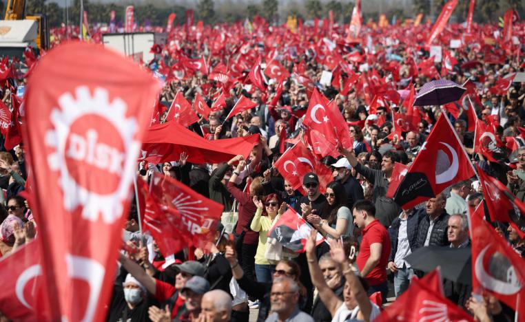 الاحتجاجات تشكل تحديا لنظام أردوغان