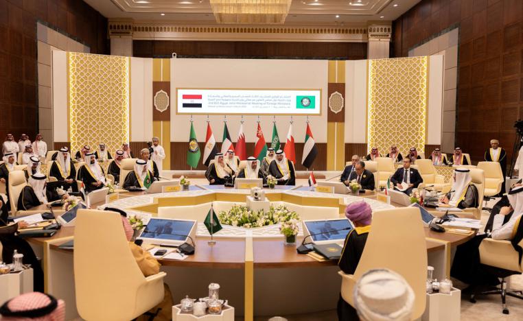 دبلوماسية وزانة تسعى إلى تصفير المشاكل 