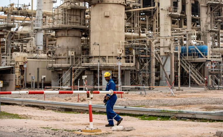 العراق  يتخذ خطوات متأخرة وبطيئة لتقليص إنتاجه