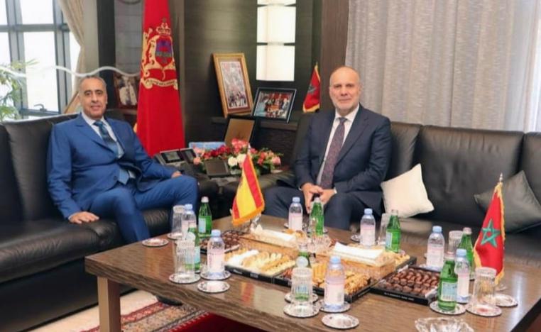 Stronger cooperation in security 