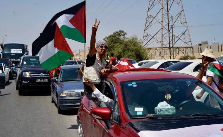 قافلة الصمود طرحت الوصول لرفح عبر البحر