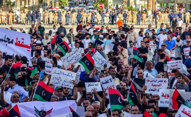 حراك شعبي يعكس عمق الأزمة الليبية