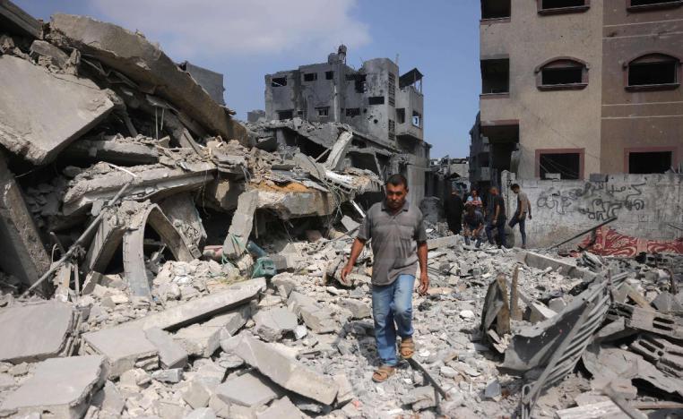 هذه حرب وليست مسرحية