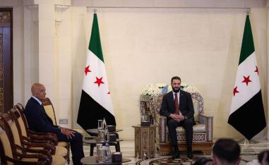 لقاء الشرع بالمبعوث الأميركي سيتناول ملفات حاسمة بشأن مستقبل سوريا