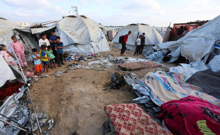 مخاوف من إيواء الغزيين في معسكر اعتقال إسرائيلي  