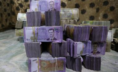 الليرة السورية شهدت انهيارا كبيرا في عهد الأسد
