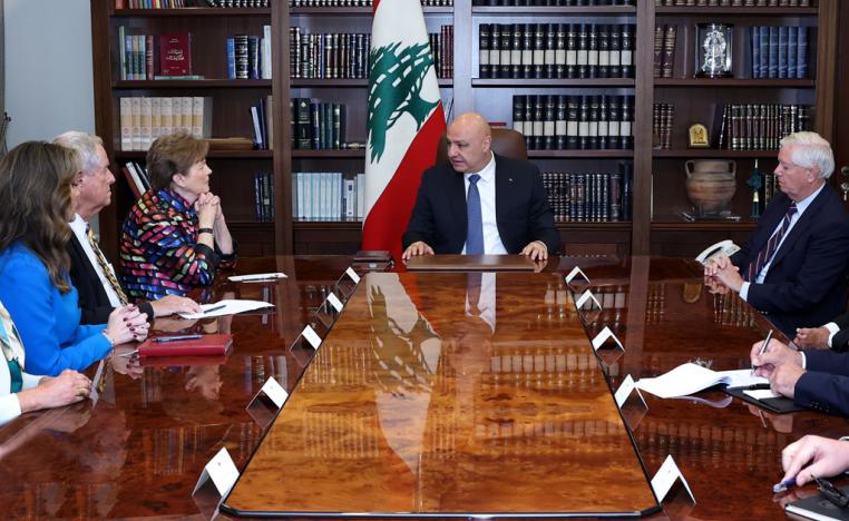 حزب الله استبق وصول الوفد الأميركي الى بيروت بتجديد رفضه تسليم سلاحه