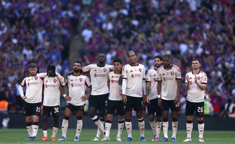 ليفربول أنفق أموالا طائلة للدفاع عن لقبه بطلا للدوري الإنكليزي الممتاز