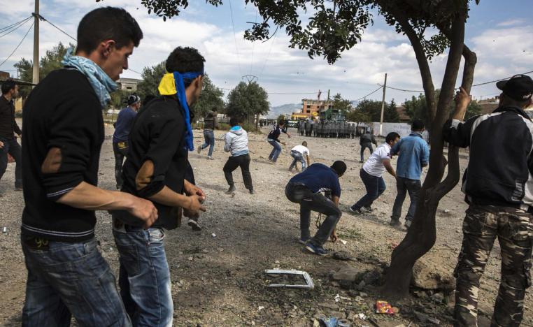 الشباب بحاجة إلى توعية