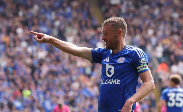 فاردي خاض 500 مباراة بقميص ليستر، سجل خلالها 200 هدف