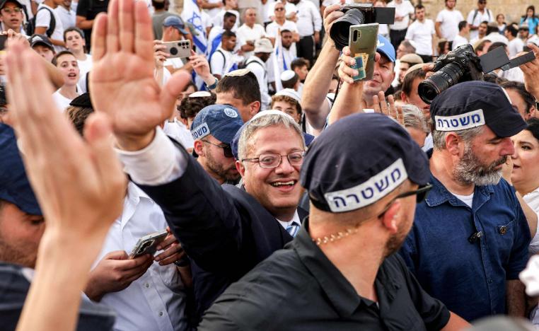 بن غفير يقتحم باحات الأقصى في زيارة استفزازية جديدة 