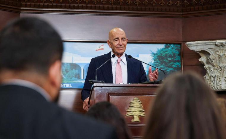 براك في مهمة صعبة