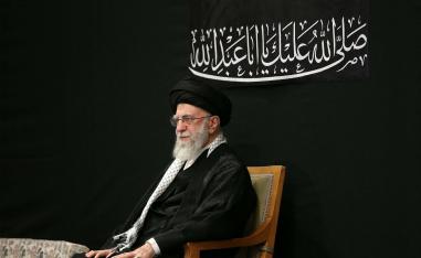خامنئي يؤيد استئناف الحوار النووي وسط خلافات داخلية