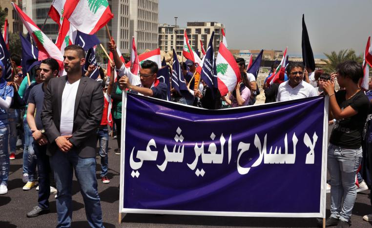 طهران تتجاهل الدعوات اللبنانية لحصر السلاح بيد الدولة 