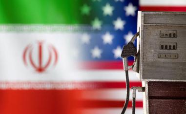 US and Iran flags