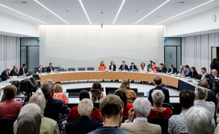 البرلمان الهولندي ناقش الاجراءات الجديدة 