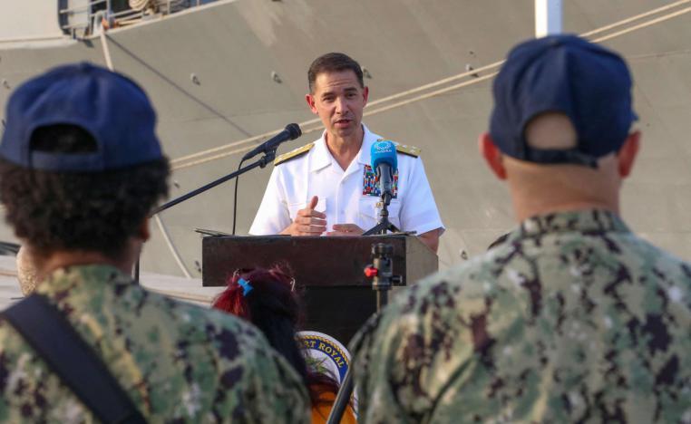 قائد سنتكوم ركز في الكويت على تعزيز التعاون الدفاعي