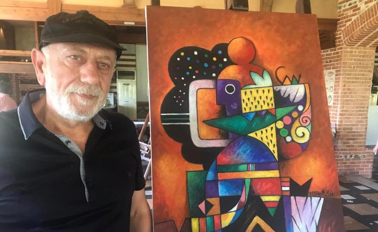 الفنان اللبناني علي شمس الدين